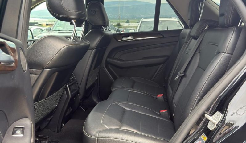 
								Mercedes-Benz ML-Class full									