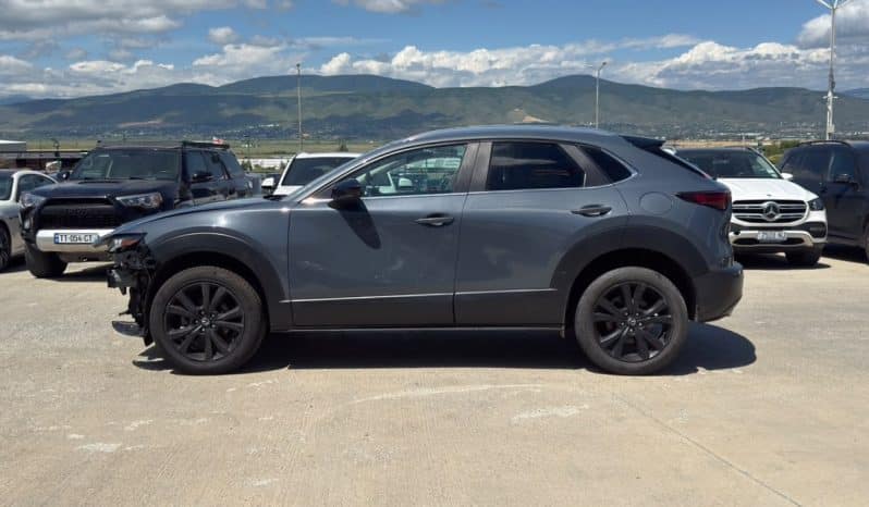 
								Mazda CX-30 full									