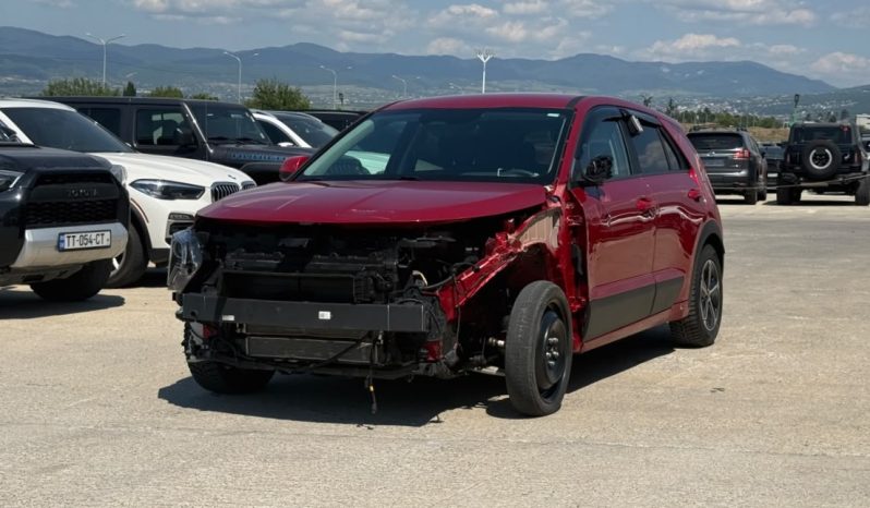 
								2023 KIA Niro full									
