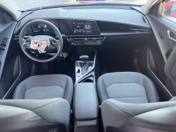 
										2023 KIA Niro full									