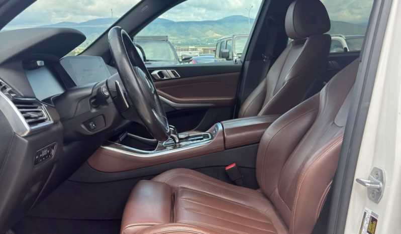 
								2019 BMW X5 full									