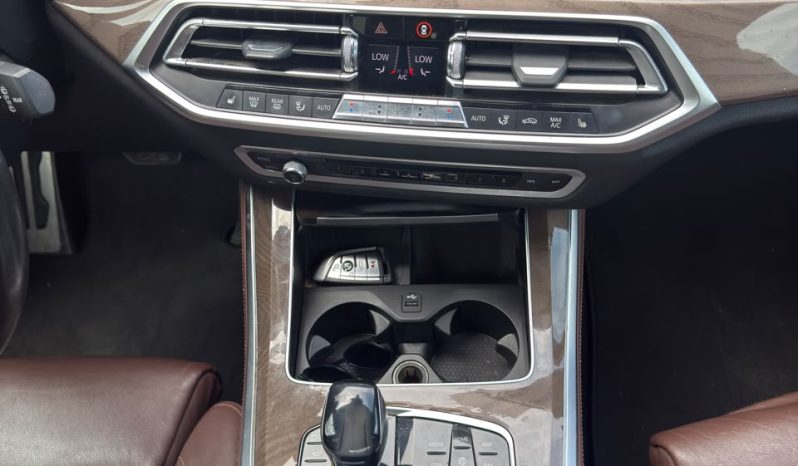 
								2019 BMW X5 full									