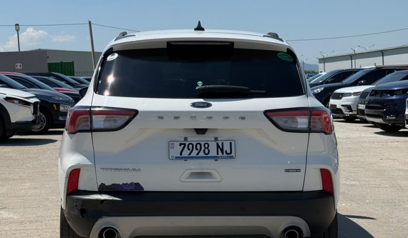 
								Ford Escape HYBRID TITANIUM full									