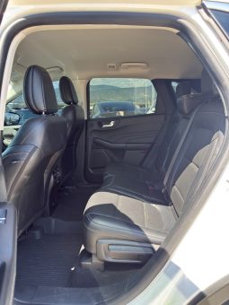 
										Ford Escape HYBRID TITANIUM full									