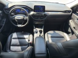 
										Ford Escape HYBRID TITANIUM full									