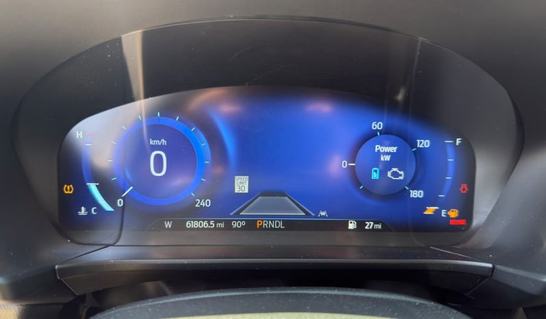 
								Ford Escape HYBRID TITANIUM full									