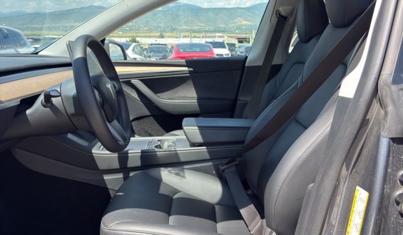 
								2023 Tesla MODEL Y DUAL MOTOR LONG RANGE full									