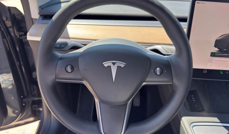 
								2023 Tesla MODEL Y DUAL MOTOR LONG RANGE full									