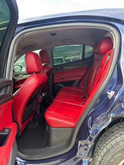 
										Alfa Romeo Stelvio full									