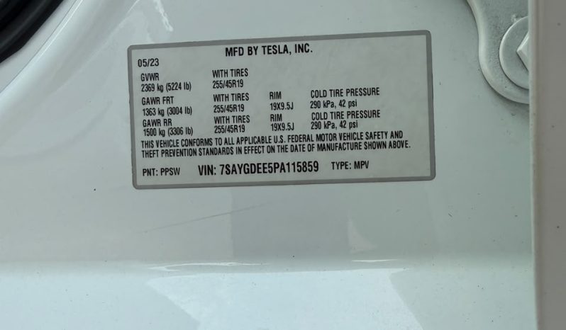 
								TESLA MODEL Y full									