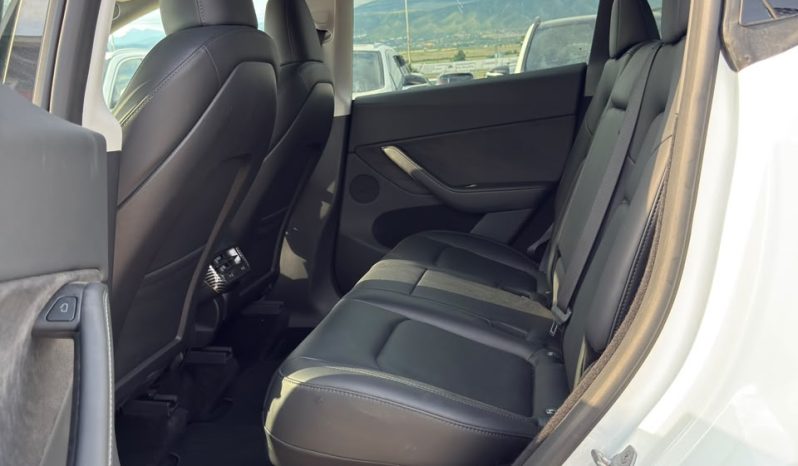 
								TESLA MODEL Y full									