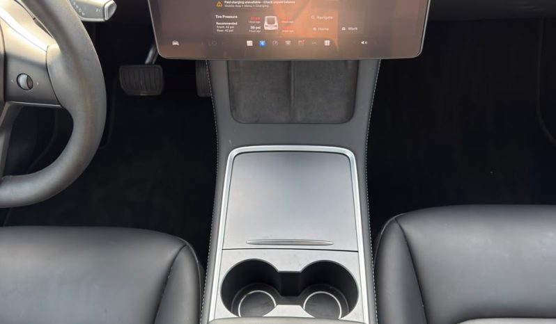 
								TESLA MODEL Y full									