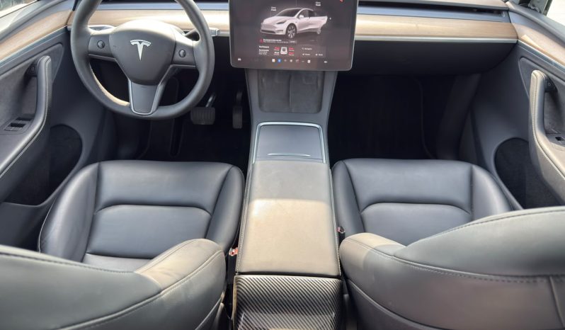 
								TESLA MODEL Y full									