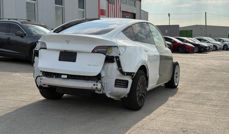 
								TESLA MODEL Y full									