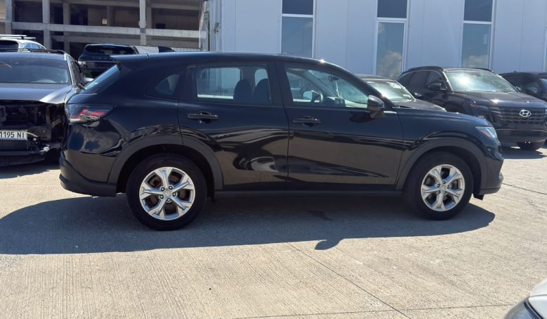 
								Honda HR-V full									