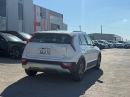 
										KIA Niro full									