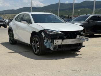 Lexus UX 250h