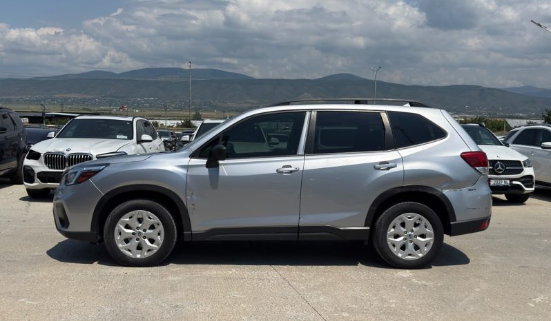 
								Subaru Forester full									