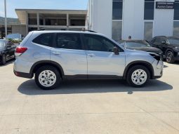 
										Subaru Forester full									