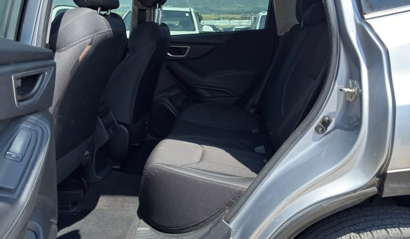 
								Subaru Forester full									
