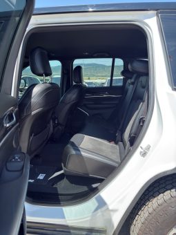 
										Jeep Grand Cherokee full									
