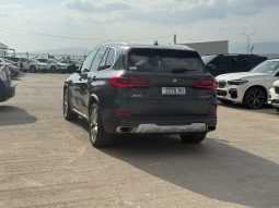 
										2020 BMW X5 full									