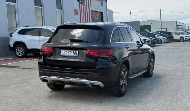 
								Mercedes-benz Glc 300 full									