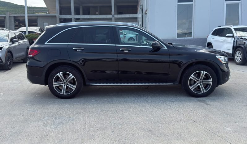 
								Mercedes-benz Glc 300 full									