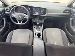 
										Volkswagen Jetta full									