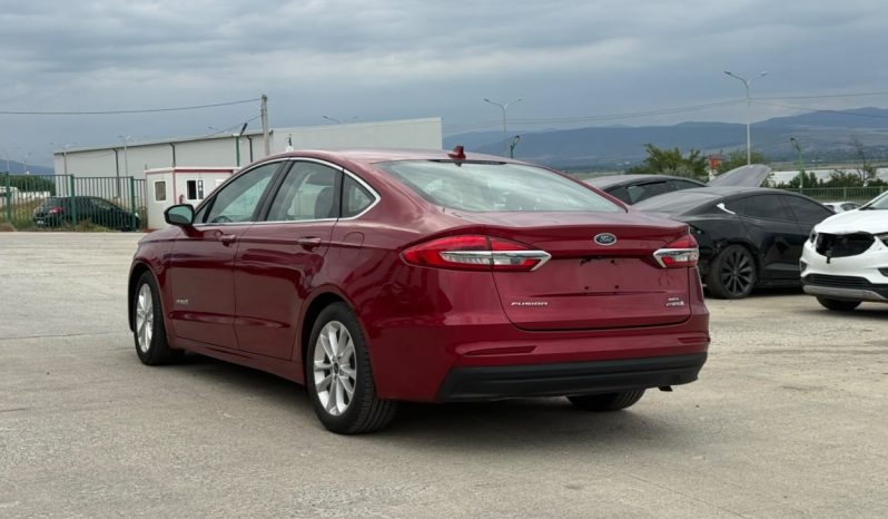 
								2019 Ford Fusion, Hybrid Sel full									