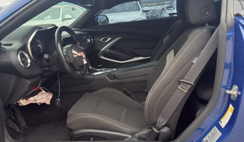 
								Chevrolet Camaro full									