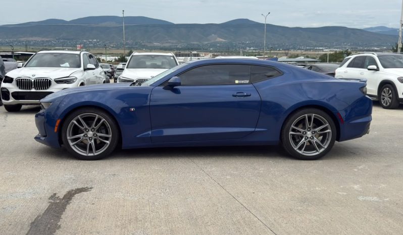 
								Chevrolet Camaro full									