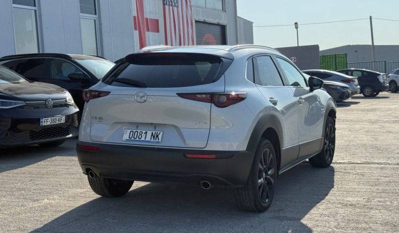 
								Mazda CX-30 full									