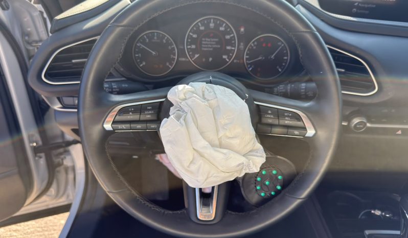 
								Mazda CX-30 full									