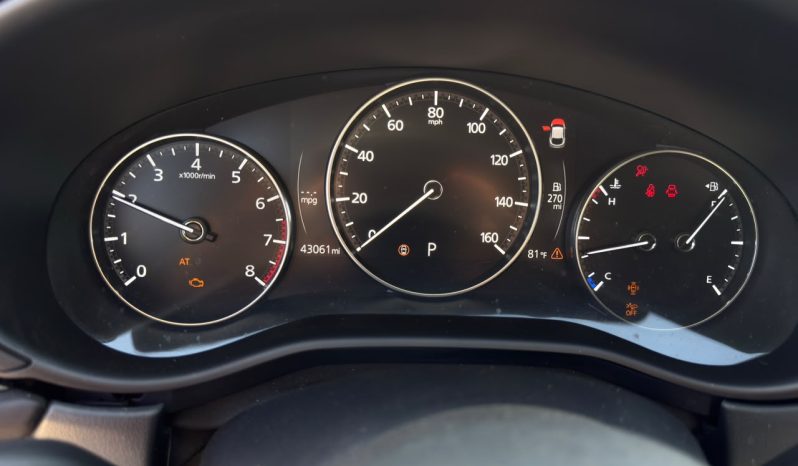 
								Mazda CX-30 full									