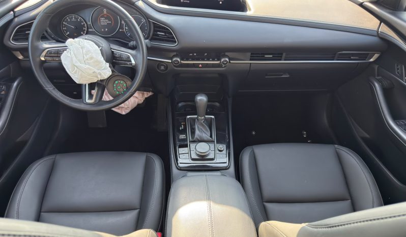 
								Mazda CX-30 full									