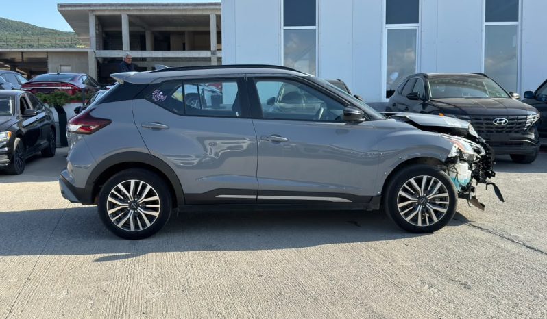 
								2024 Nissan Kicks full									