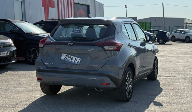 
								2024 Nissan Kicks full									