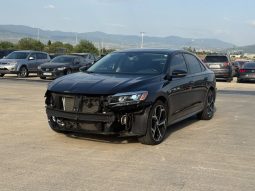 
										Volkswagen Passat full									
