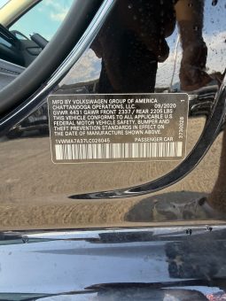 
										Volkswagen Passat full									