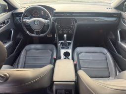 
										Volkswagen Passat full									