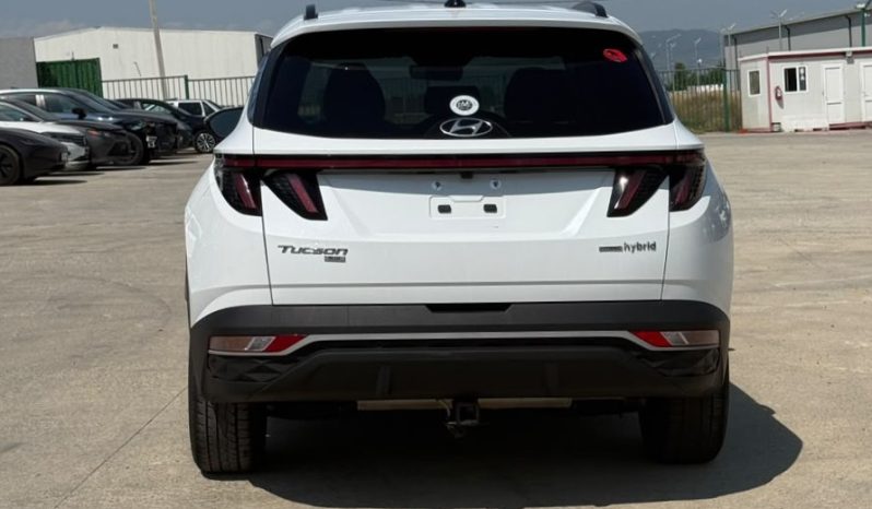 
								Hyundai Tucson Hybrid full									