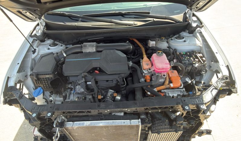 
								Hyundai Tucson Hybrid full									