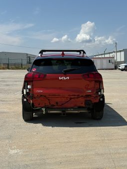 
										Kia Niro full									