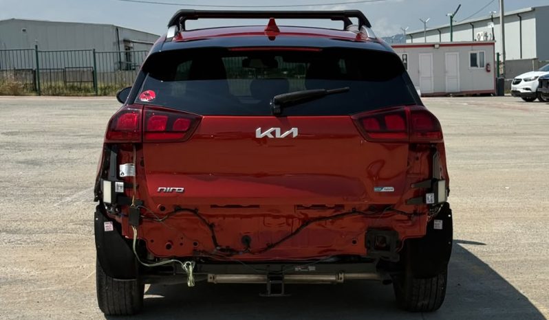 
								Kia Niro full									