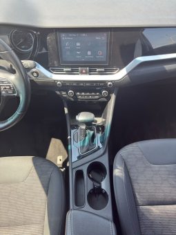 
										Kia Niro full									