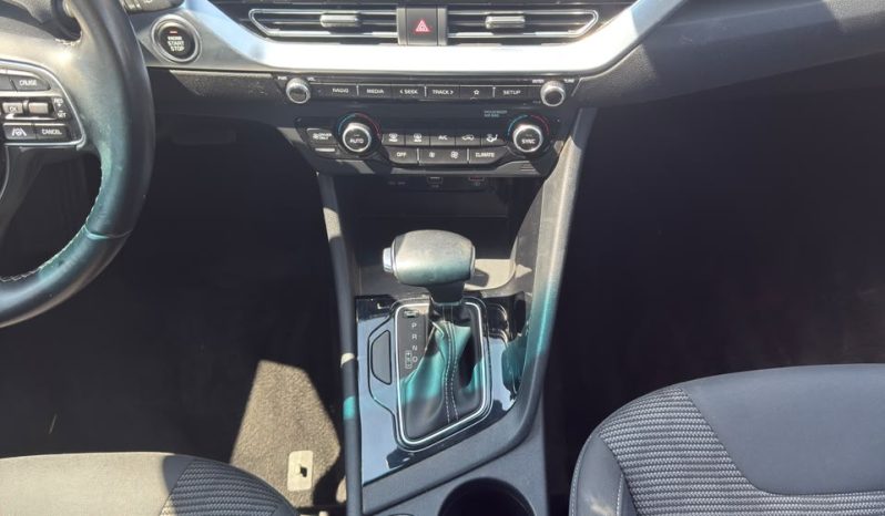 
								Kia Niro full									
