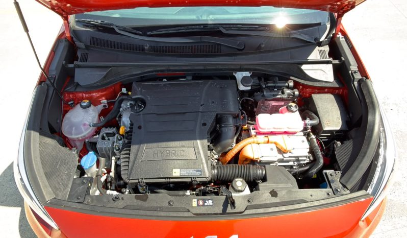
								Kia Niro full									