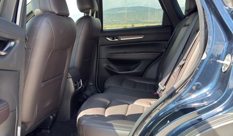 
								Mazda CX-5 full									