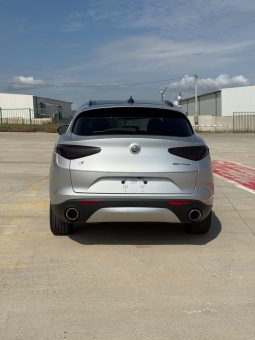 
										Alfa Romeo Stelvio full									